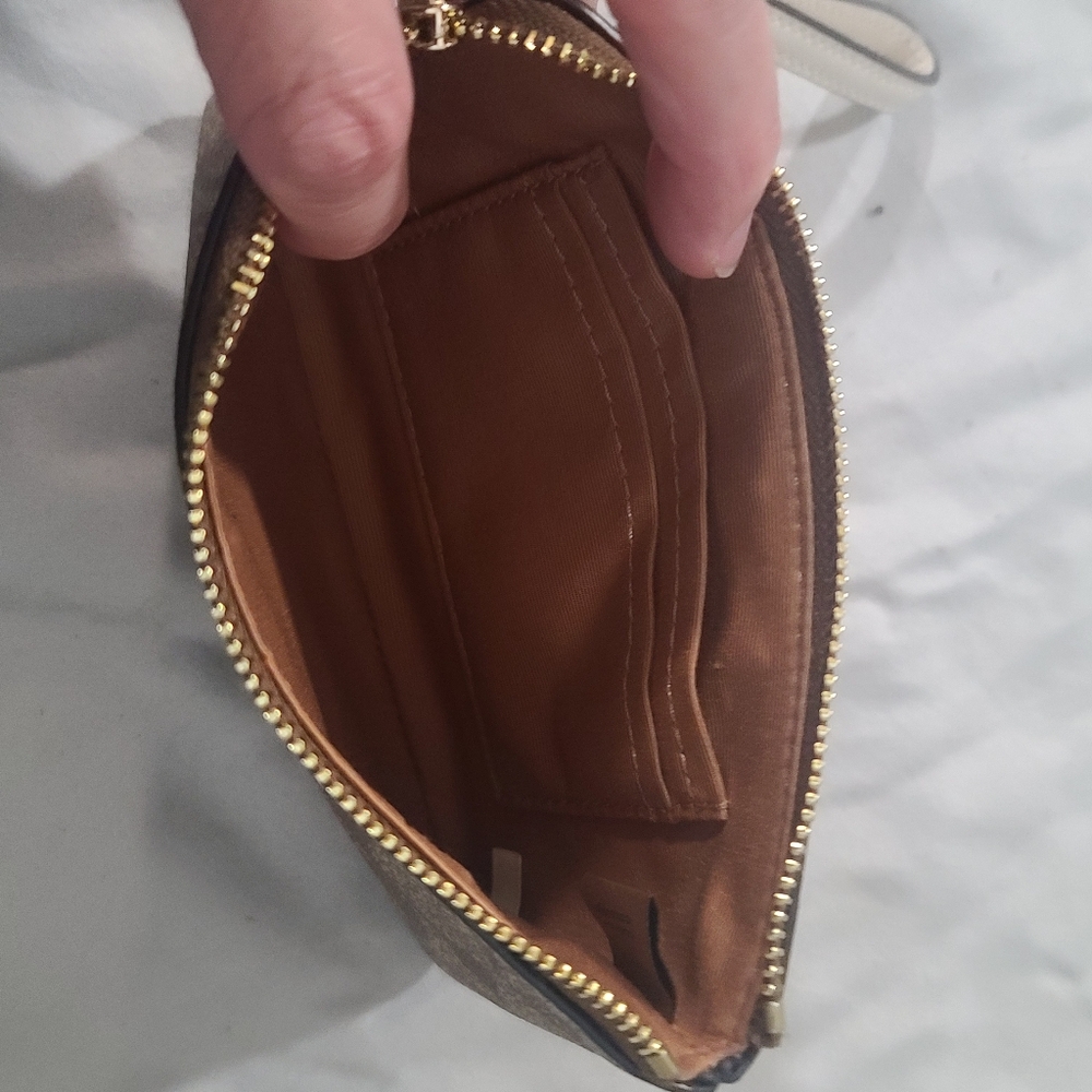 Coach Corner Zip Brown and White Wristlet - Picture 4 of 10